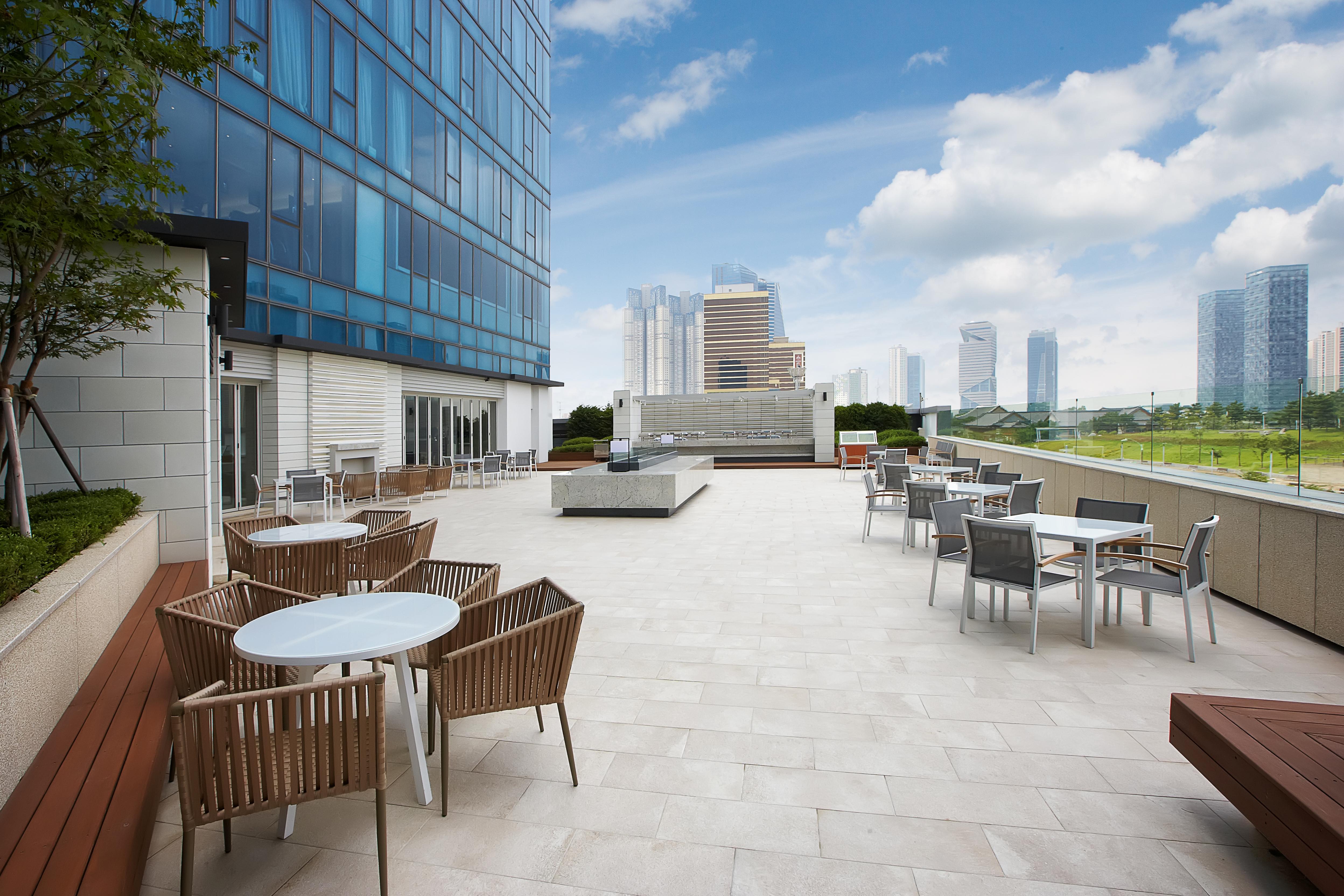 Orakai Songdo Park Hotel Incheon Exterior photo