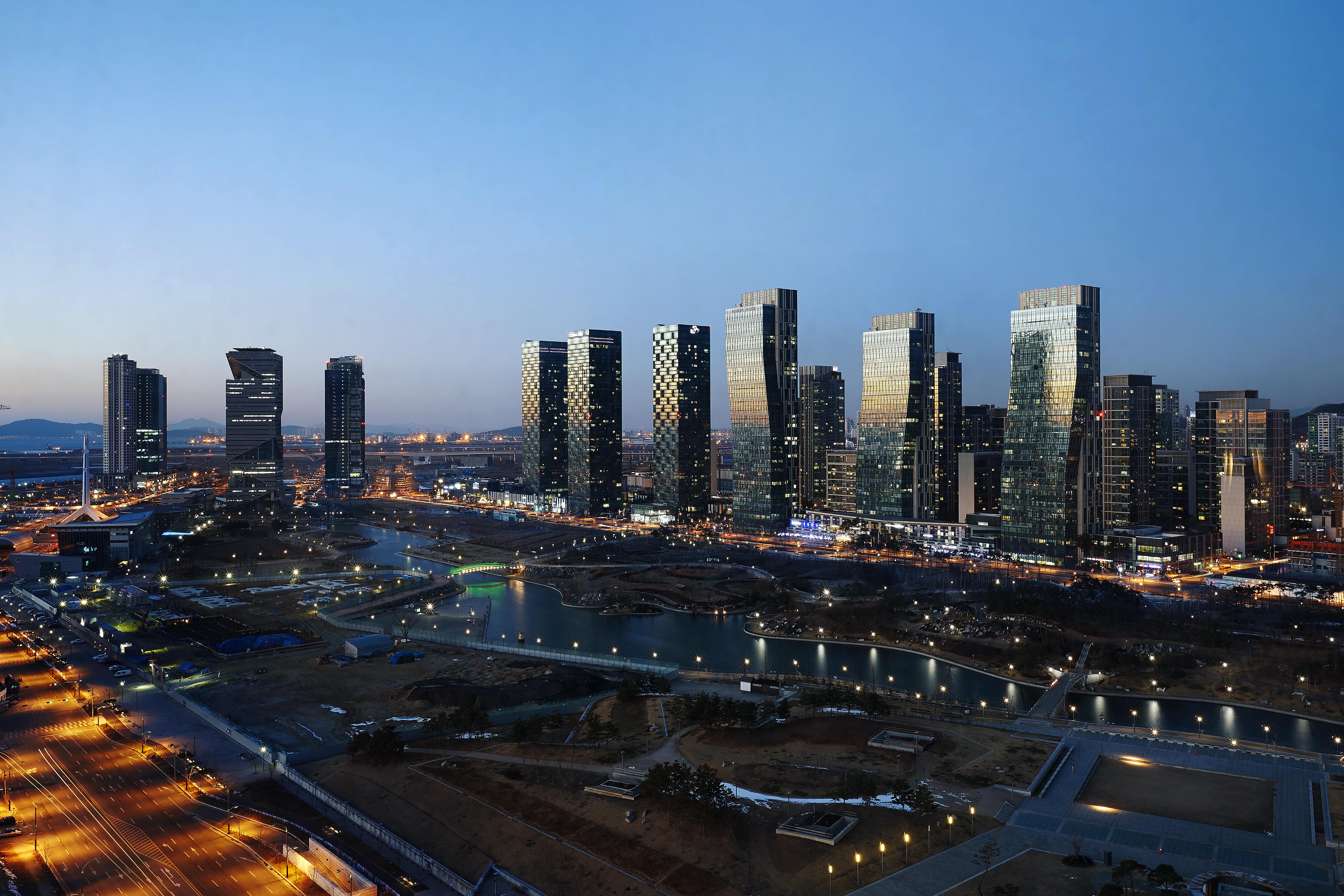 Orakai Songdo Park Hotel Incheon Exterior photo