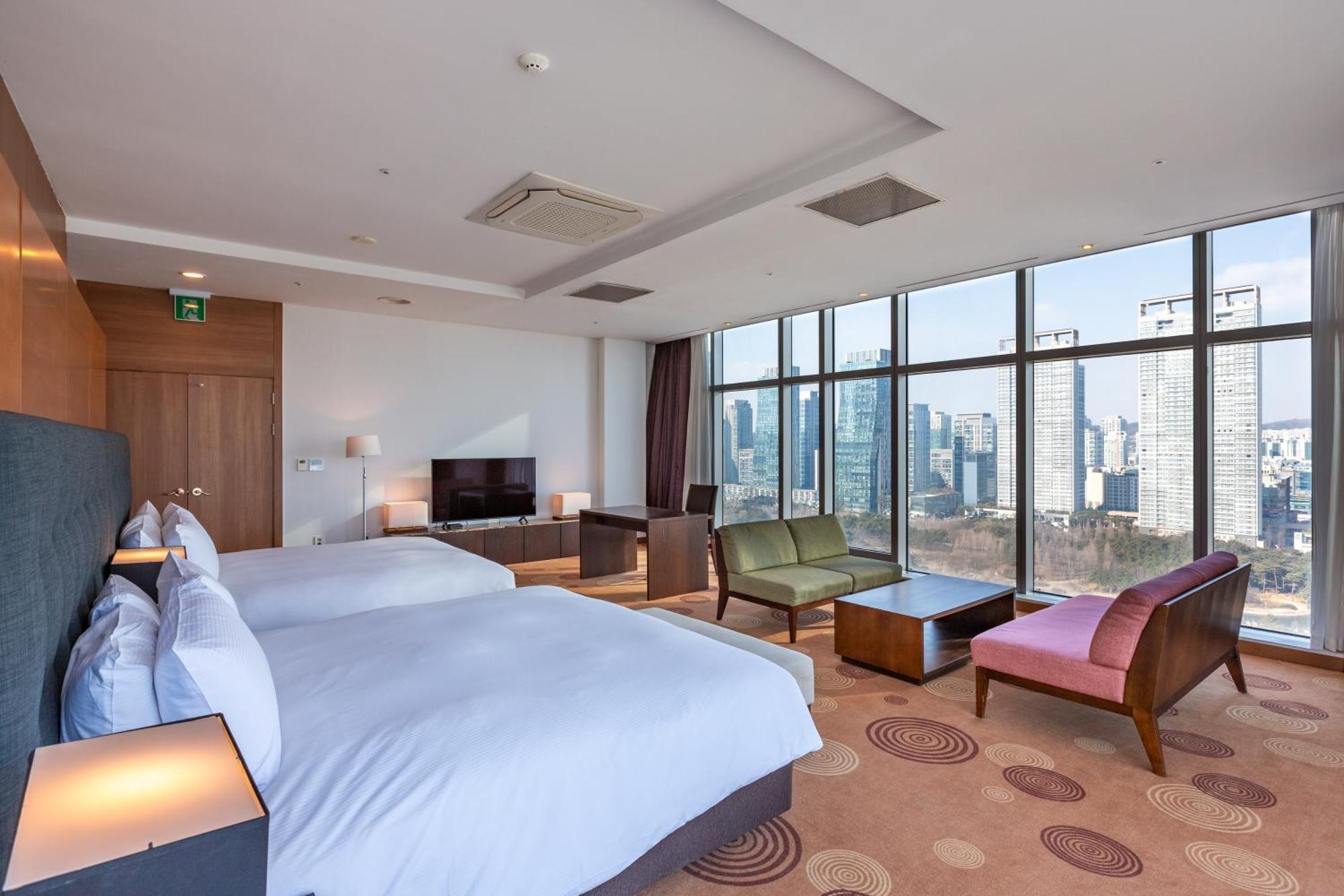 Orakai Songdo Park Hotel Incheon Exterior photo