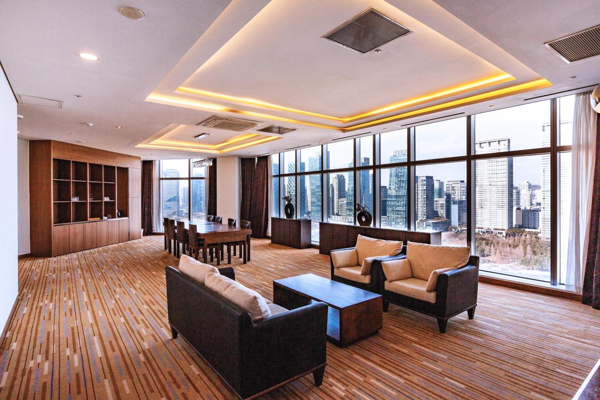 Orakai Songdo Park Hotel Incheon Exterior photo